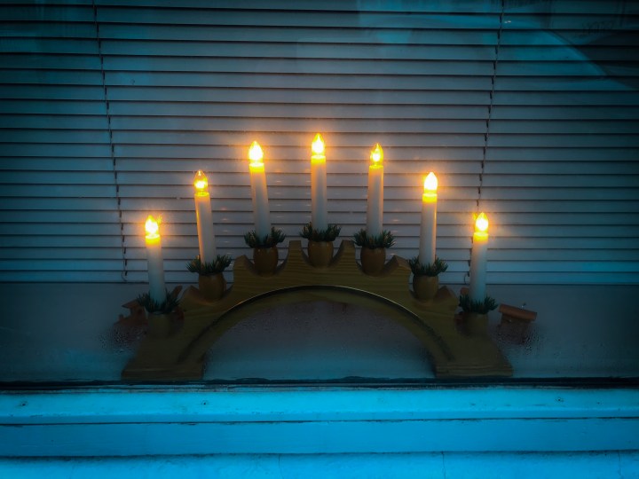 B3E4455E-24C8-474A-B5E4-2E0C8F25066C