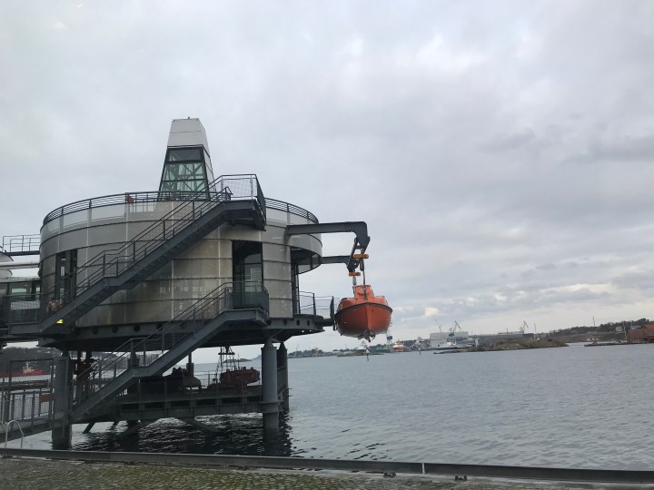 EF02575F-D5BF-442B-9450-B69F8DA5B78E